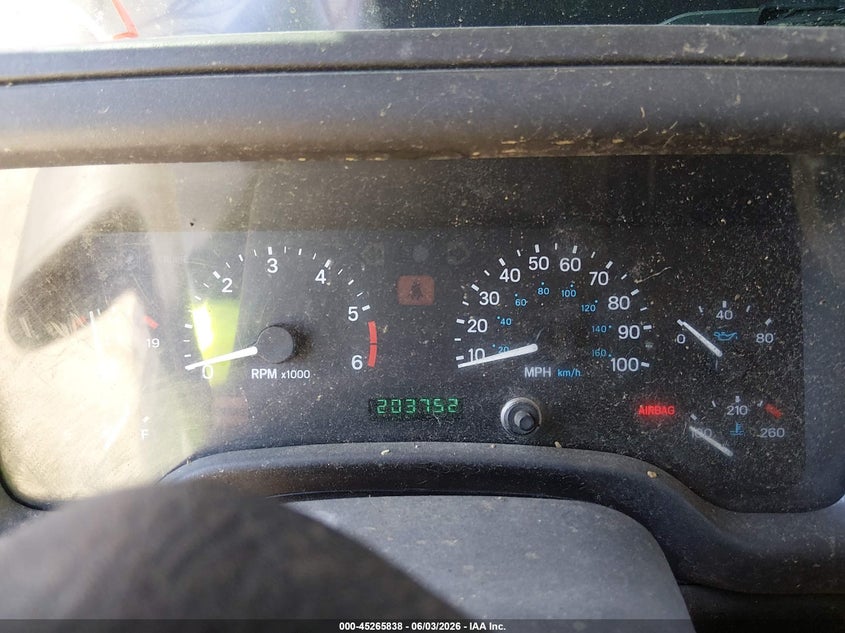 2000 Jeep Wrangler Sport VIN: 1J4FA49S7YP748213 Lot: 45265838