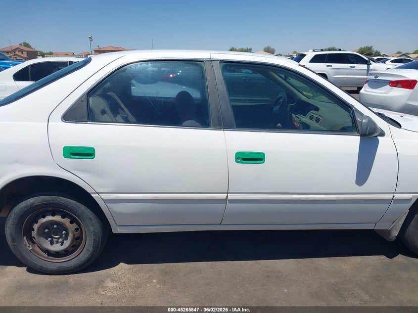1999 Toyota Camry Le VIN: JT2BG28K5X0276263 Lot: 45265847