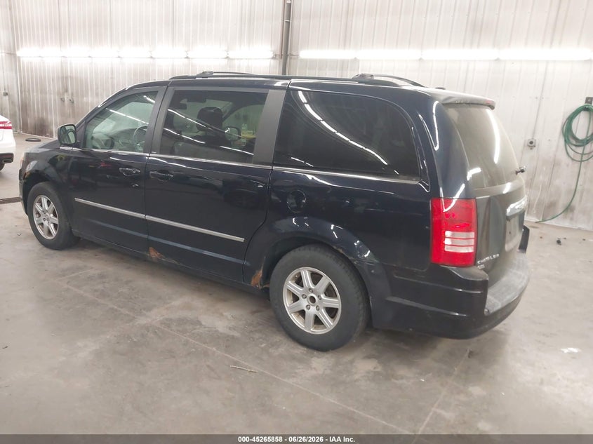Vin: 2a4rr8dx3ar414409, lot: 45763678, chrysler town & country touring plus 20103