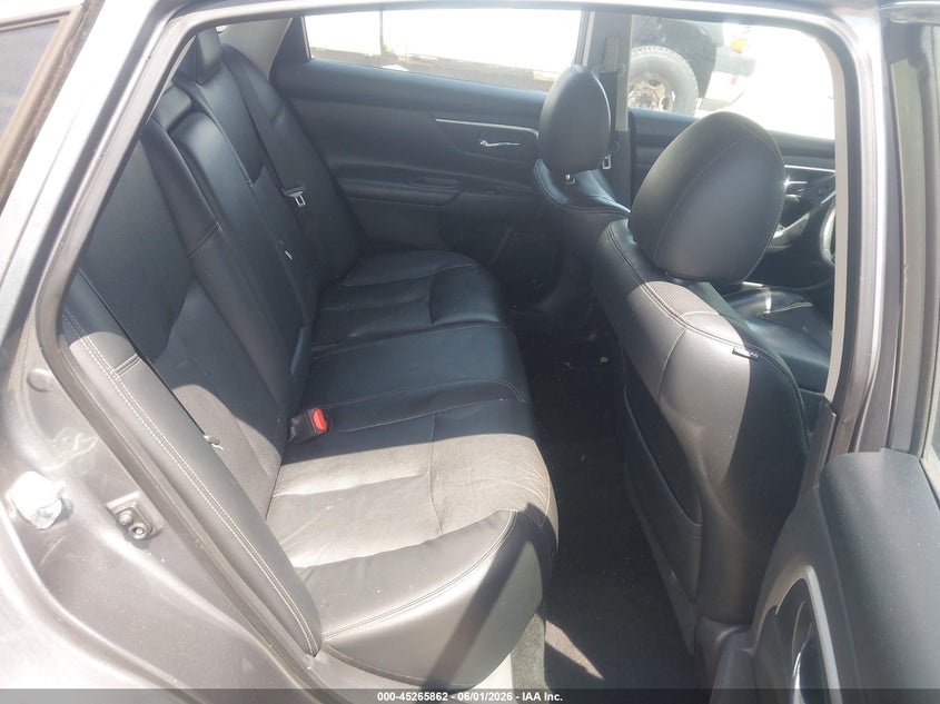 VIN 1N4AL3AP2JC215636 2018 NISSAN ALTIMA 2.5 SL