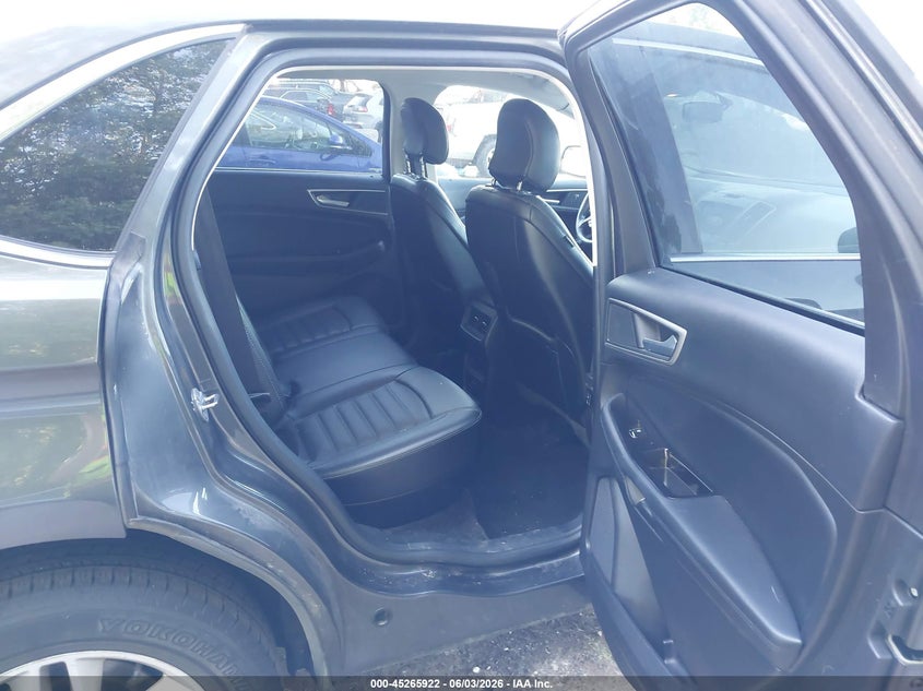2017 FORD EDGE auction photo 8