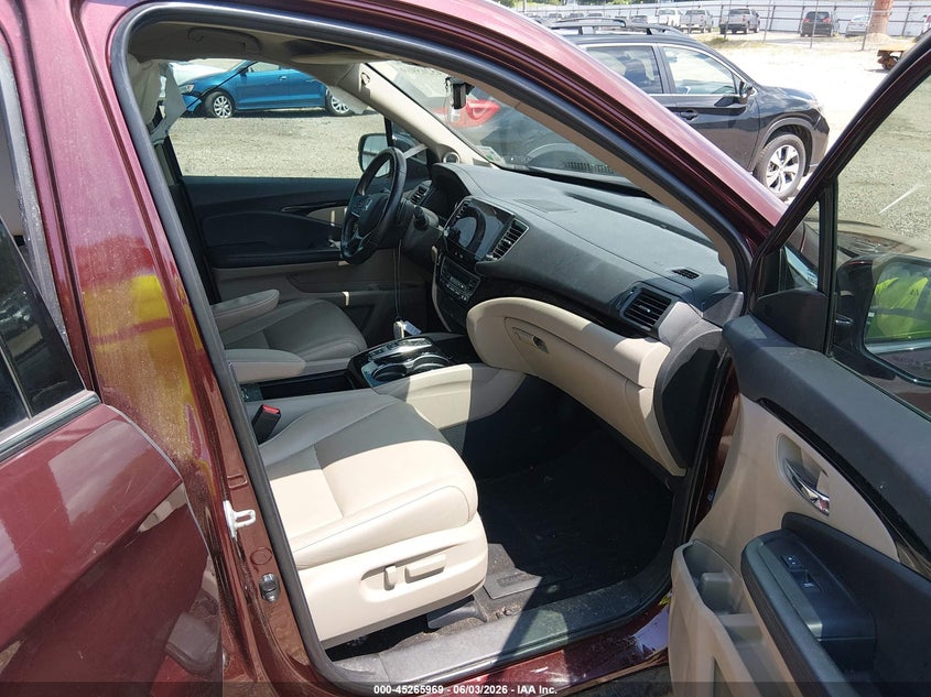 VIN 5FNYF5H98KB025590 2019 HONDA PILOT TOURING