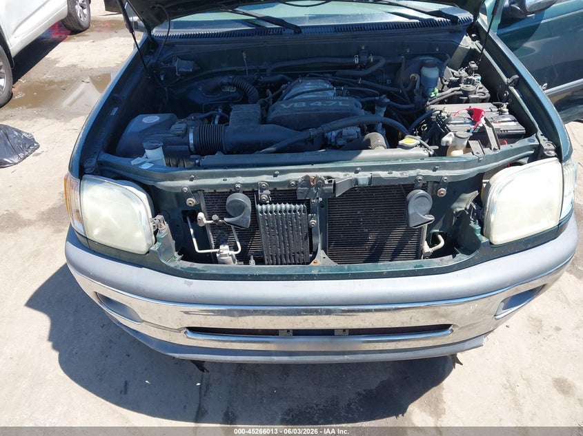 2001 Toyota Tundra Sr5 V8 VIN: 5TBBT44121S184665 Lot: 45266013