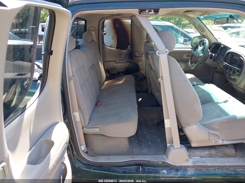 2001 Toyota Tundra Sr5 V8 VIN: 5TBBT44121S184665 Lot: 45266013