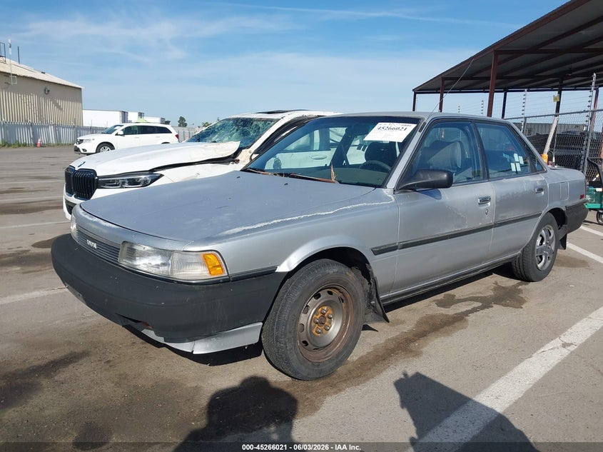 4T1SV21E0KU083761 1989 Toyota Camry Dlx photo 1