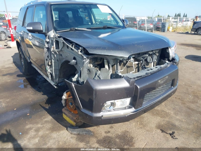 Vin: jtebu5jr9d5143427, lot: 45763843, toyota 4runner sr5 2013 img_1
