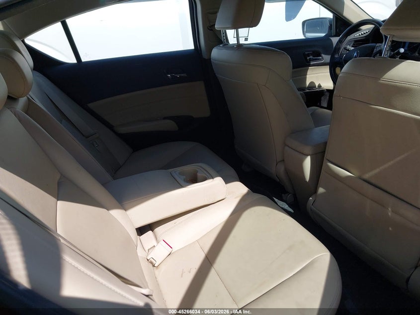 2016 Acura Ilx 2.4L/Acurawatch Plus Package VIN: 19UDE2F37GA000325 Lot: 45266034