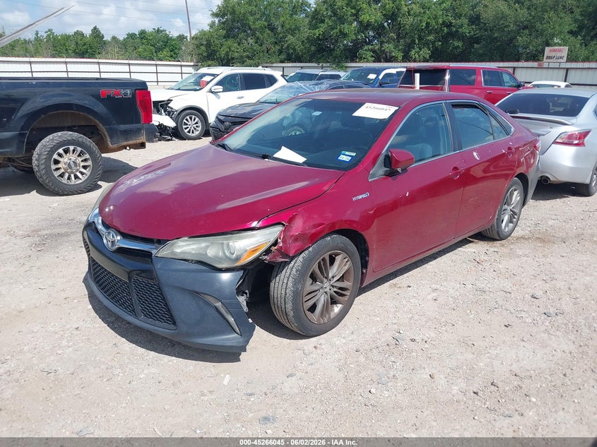 2015 TOYOTA CAMRY HYBRID auction photo 2