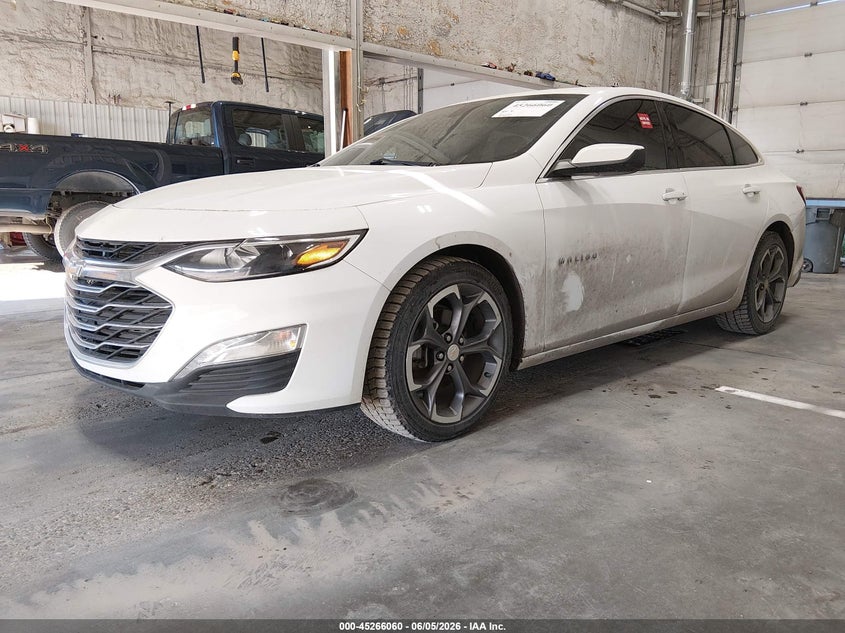 2020 CHEVROLET MALIBU auction photo 2