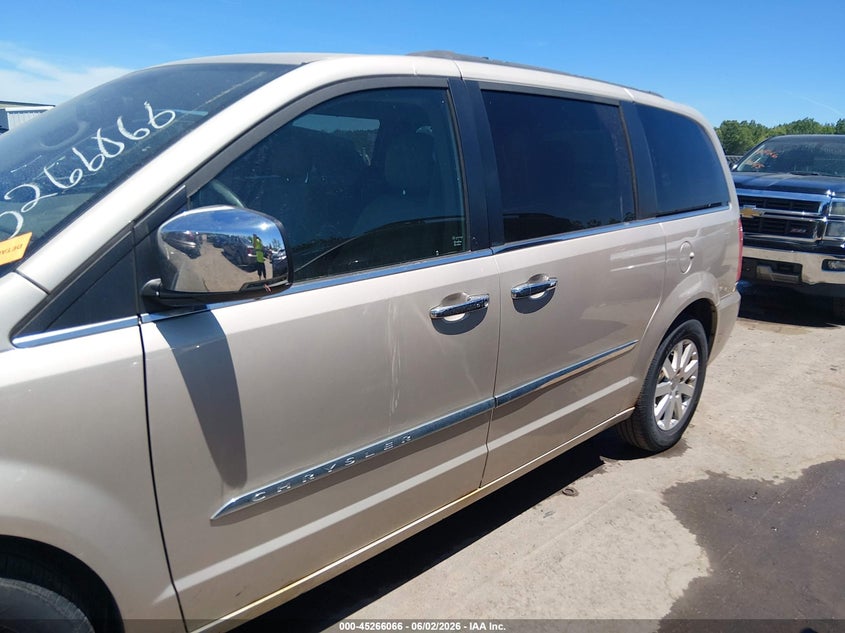 2012 Chrysler Town & Country Touring-L VIN: 2C4RC1CG8CR393303 Lot: 45266066