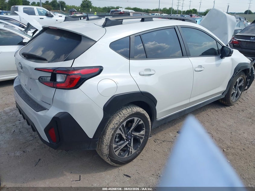 2024 SUBARU CROSSTREK auction photo 4