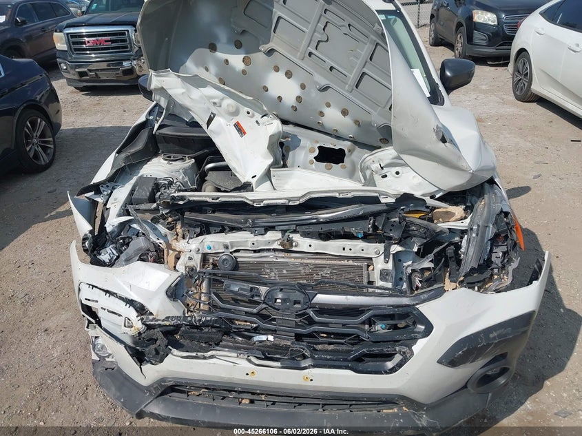 2024 SUBARU CROSSTREK auction photo 6