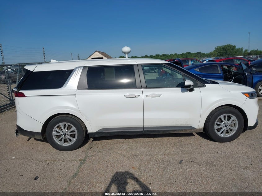 2023 Kia Carnival Mpv Lx Seat Package VIN: KNDNB4H31P6274482 Lot: 45266133