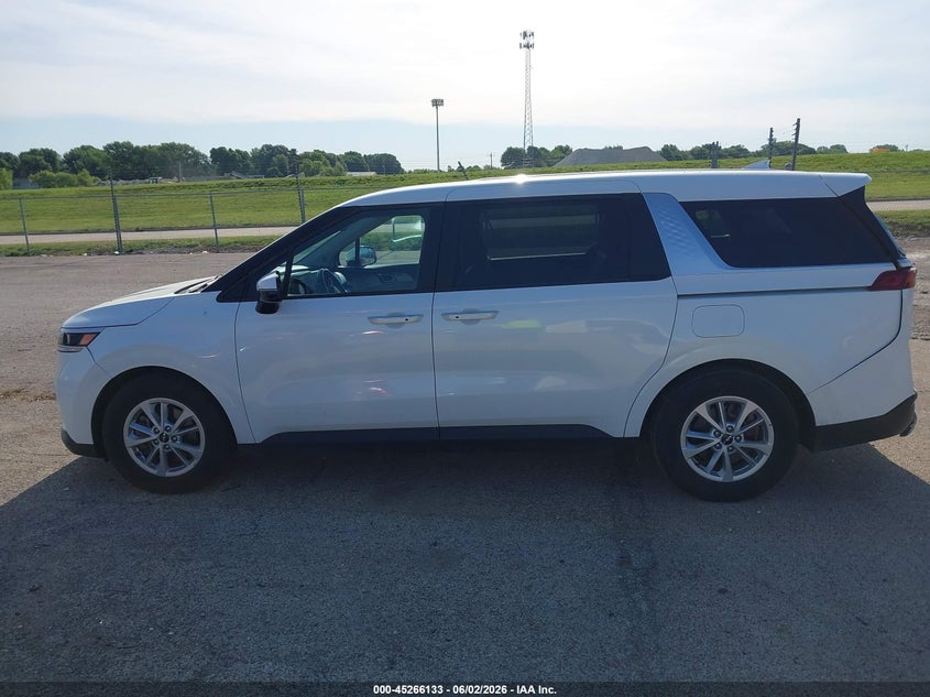 2023 Kia Carnival Mpv Lx Seat Package VIN: KNDNB4H31P6274482 Lot: 45266133