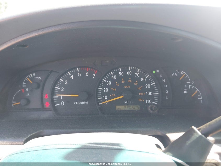 2000 Toyota Tundra Sr5 V8 VIN: 5TBRT3413YS006279 Lot: 45266139