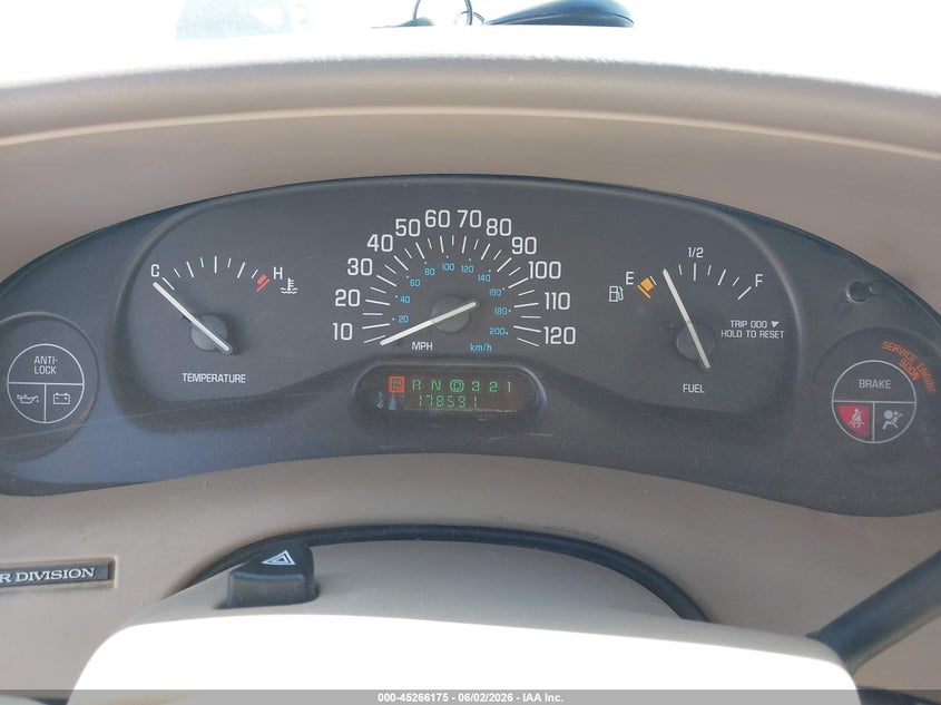 2001 BUICK CENTURY auction photo 7