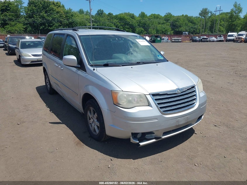 2010 Chrysler Town & Country Touring VIN: 2A4RR5D18AR451143 Lot: 45266182