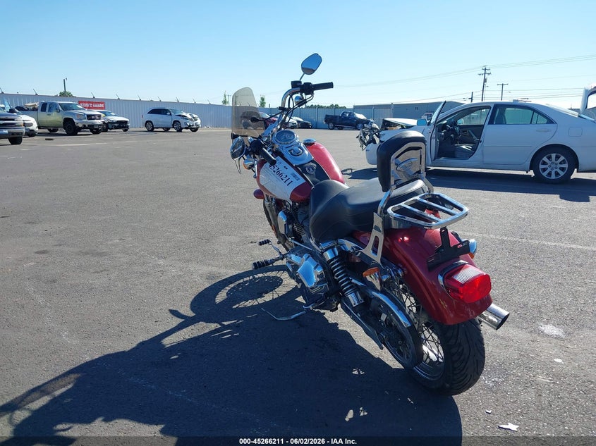 2008 HARLEY-DAVIDSON FXDC auction photo 3