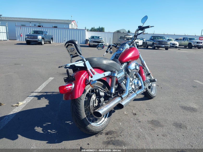 2008 HARLEY-DAVIDSON FXDC auction photo 4