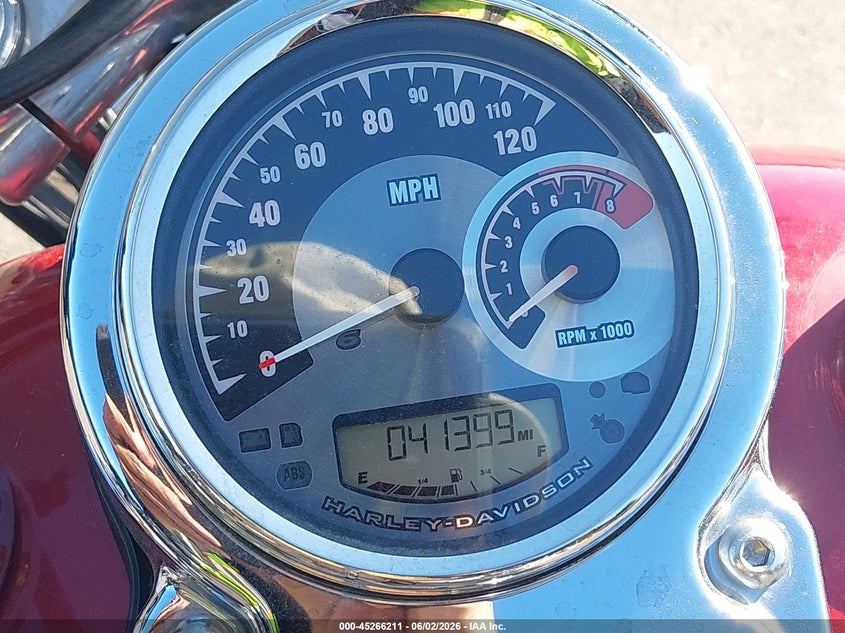 2008 HARLEY-DAVIDSON FXDC auction photo 7