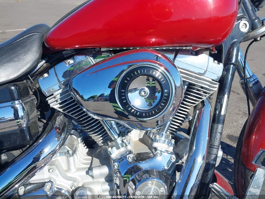 2008 HARLEY-DAVIDSON FXDC auction photo 8