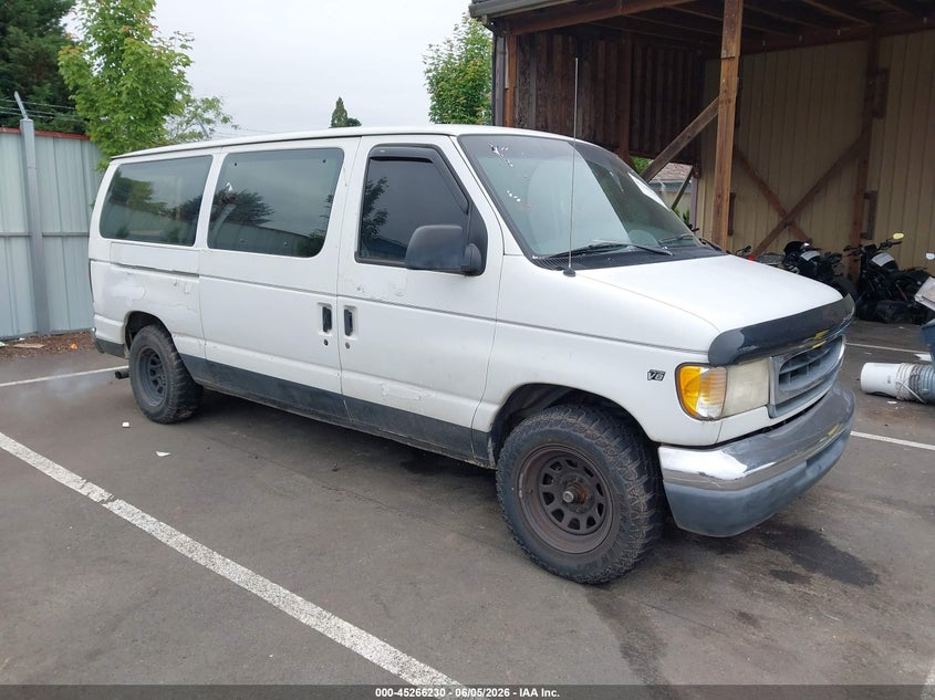 1997 FORD CLUB WAGON auction photo 1