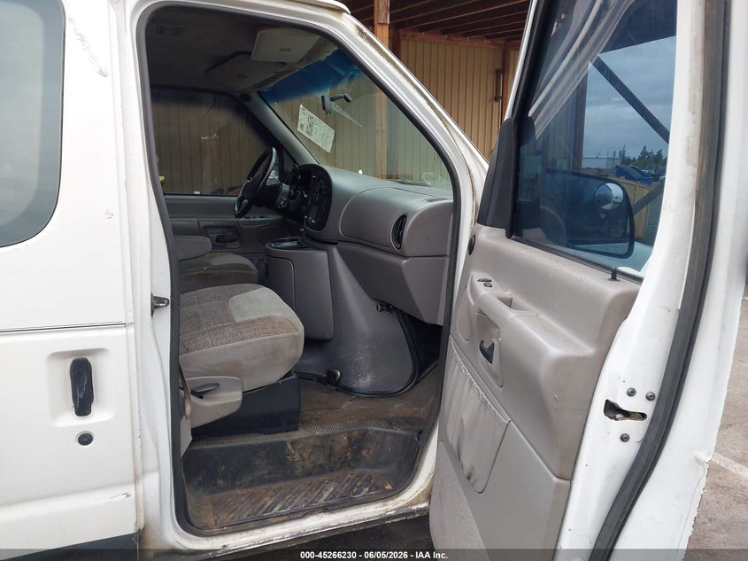 1997 FORD CLUB WAGON auction photo 5