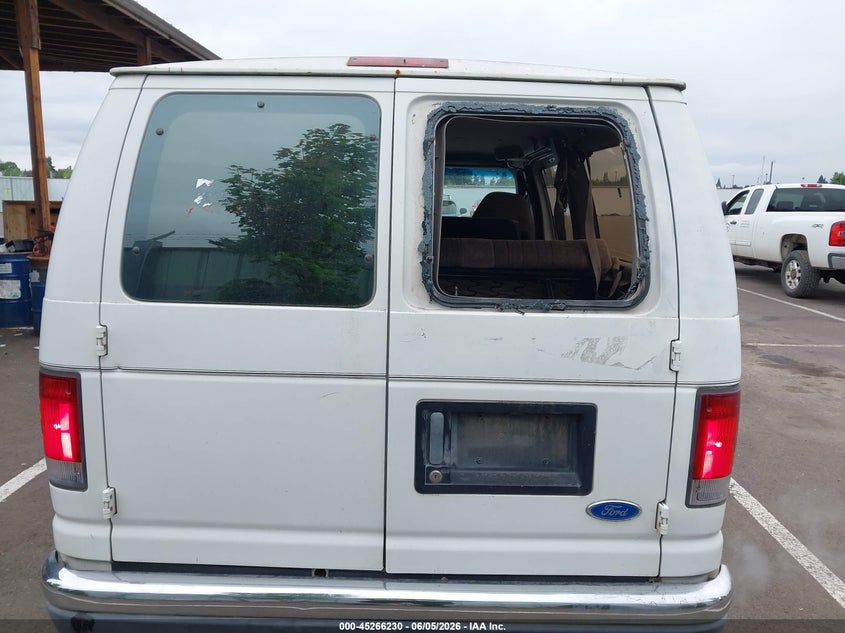 1997 FORD CLUB WAGON auction photo 6