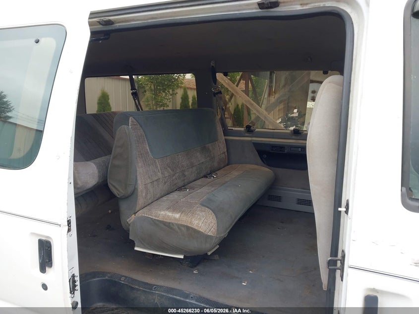 1997 FORD CLUB WAGON auction photo 8