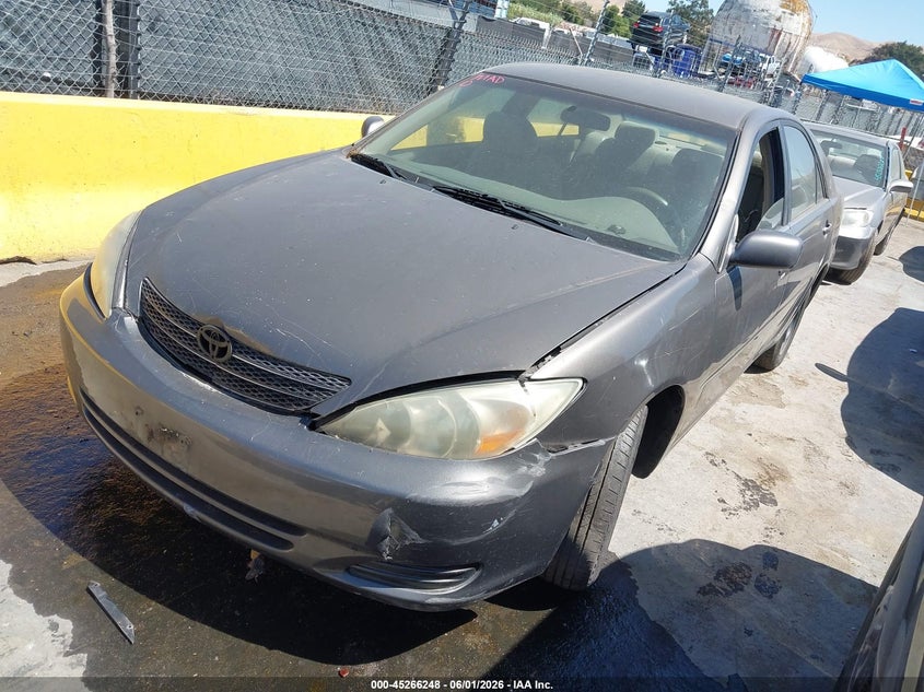 2003 Toyota Camry Le 4T1BE32K73U661754 photo 1