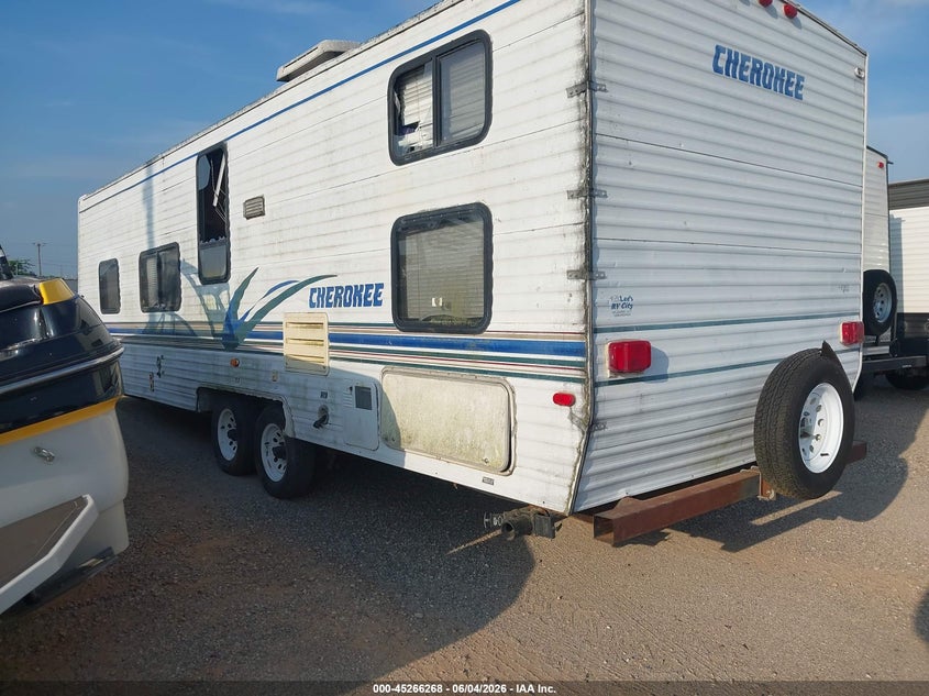 1999 FOREST RIVER CHEROKEE auction photo 3