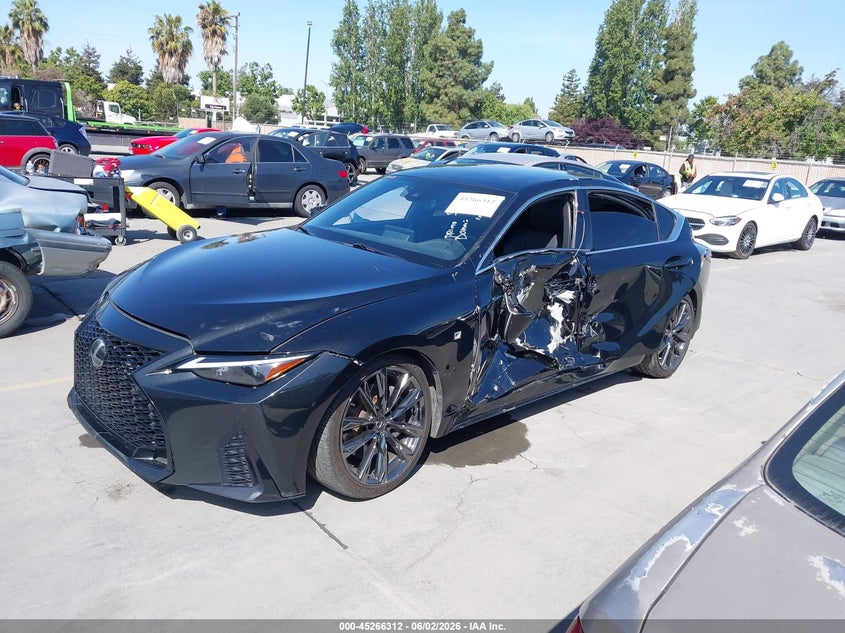 Vin: jthgz1b29m5037516, lot: 45764132, lexus is 350 f sport 20212
