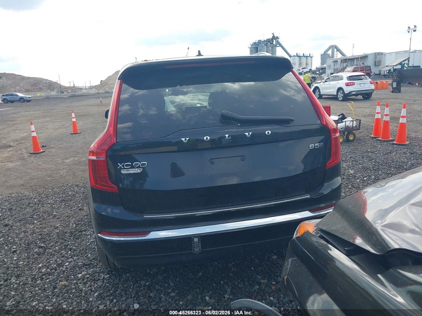 VOLVO XC90 - zdjęcie 16