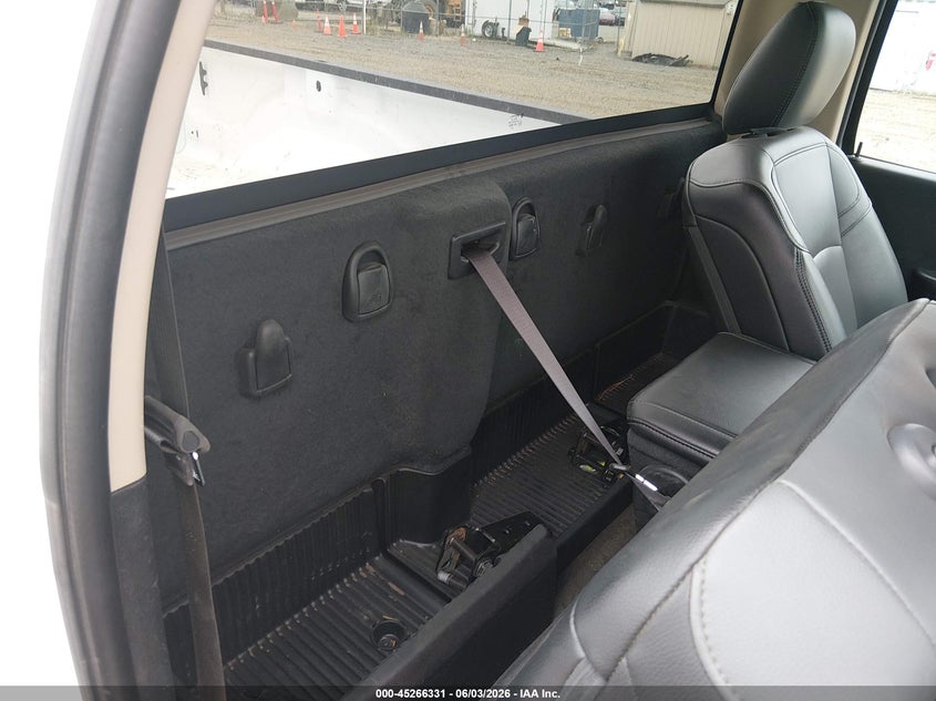 Vin: 3c6mr5aj5lg104583, lot: 45764151, ram 2500 tradesman  4x4 8' box 20203