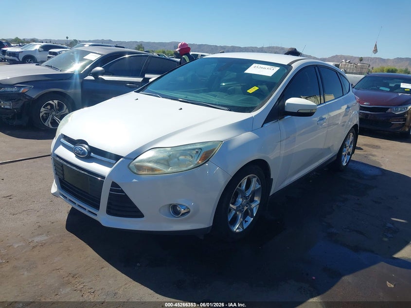 2012 Ford Focus 2.0 Sel white Lot 111045266353 Vin 1FAHP3M22CL237058