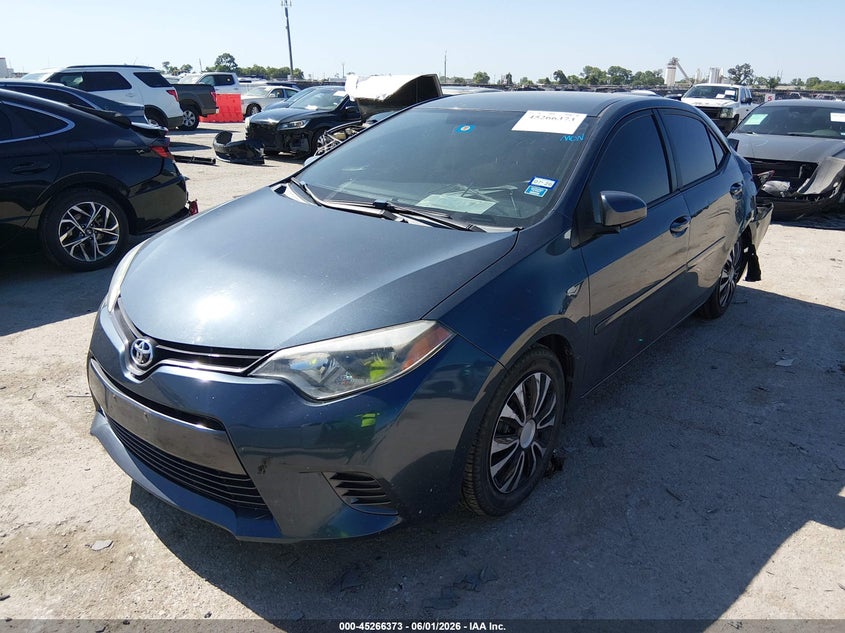 2015 Toyota Corolla Le 5YFBURHE4FP240992 photo 1