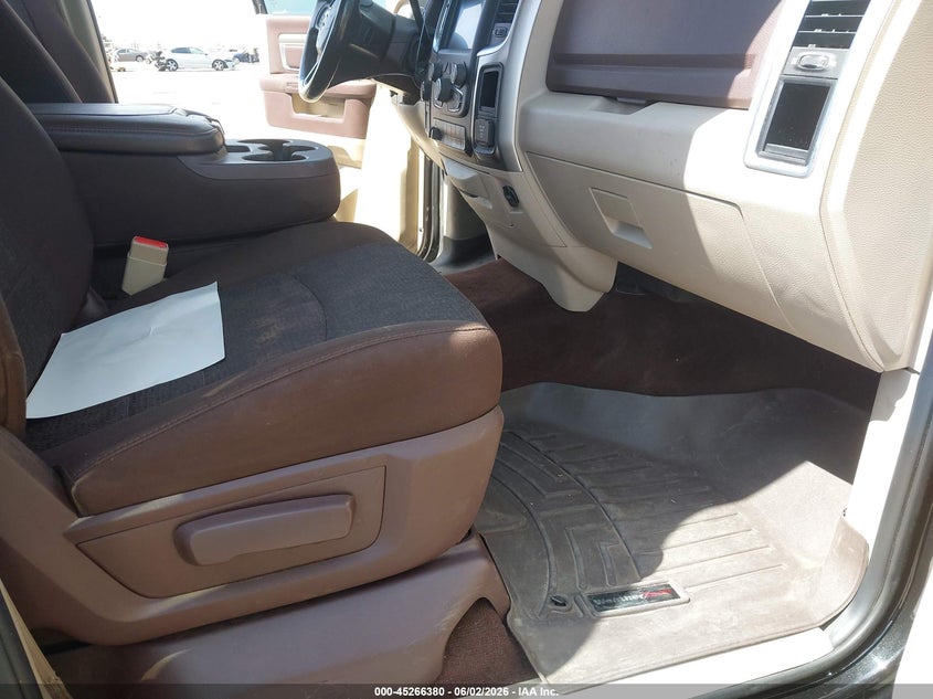 3C63R3DL5FG703078 2015 Ram 3500 Ram Slt black