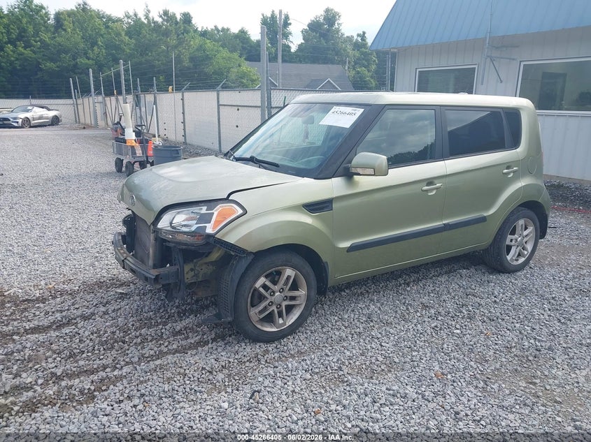 2011 Kia Soul + VIN: KNDJT2A28B7237675 Lot: 45266405