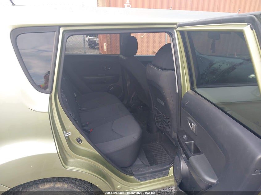 2011 Kia Soul + VIN: KNDJT2A28B7237675 Lot: 45266405