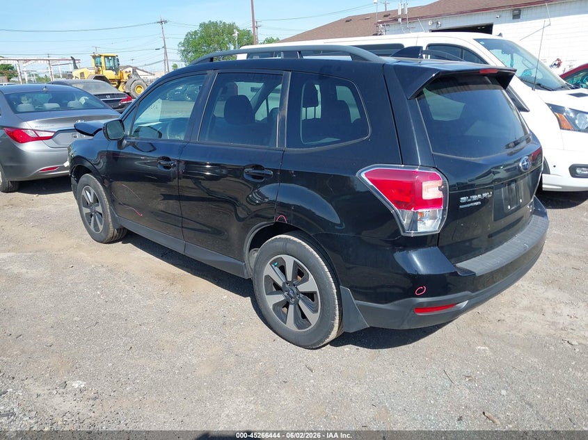 Vin: jf2sjaec5jh457602, lot: 45764264, subaru forester 2.5i premium 20183