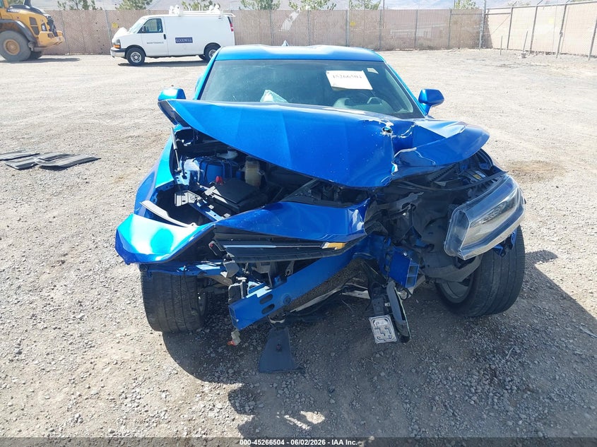 2017 CHEVROLET CAMARO auction photo 6
