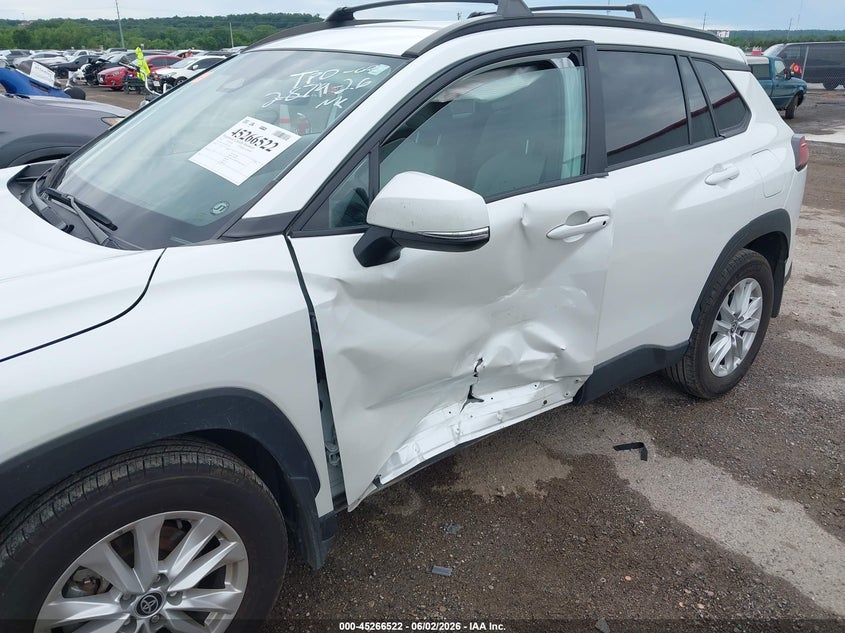 2024 Toyota Corolla Cross Le VIN: 7MUCAAAG4RV104230 Lot: 45266522