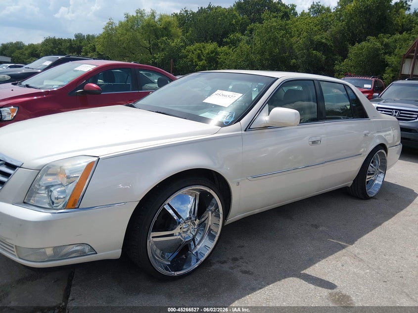 2008 Cadillac Dts 1Sb VIN: 1G6KD57Y98U185615 Lot: 45266527