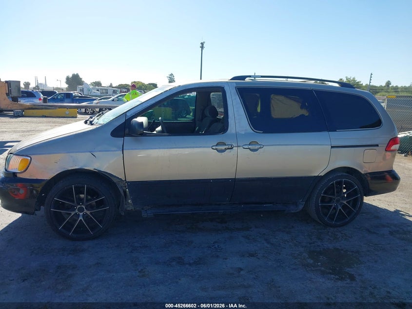 2001 Toyota Sienna Le VIN: 4T3ZF13C31U331363 Lot: 45266602