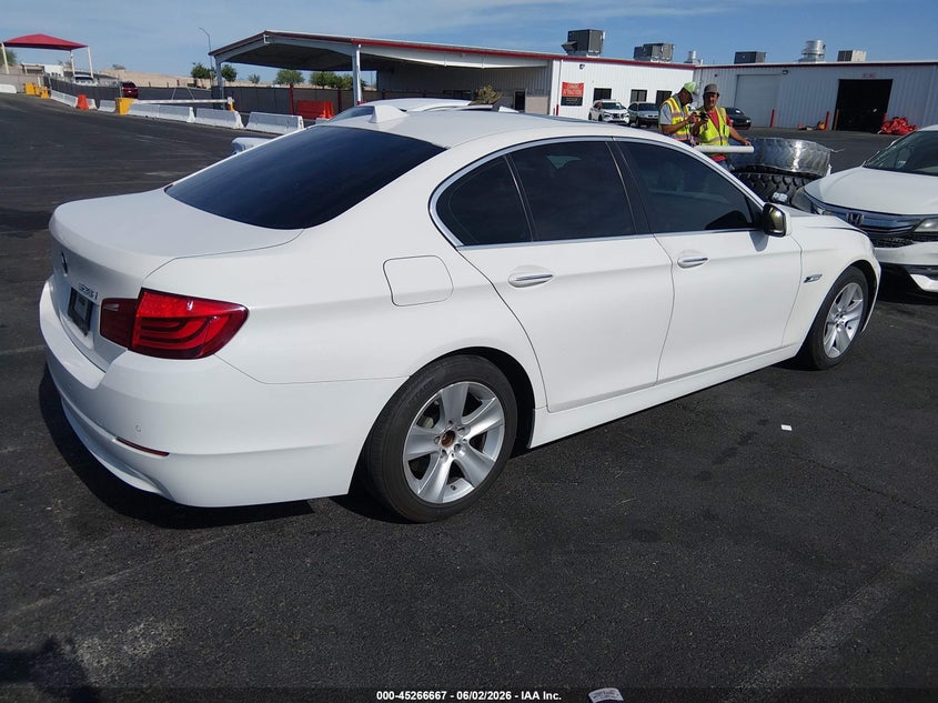 Vin: wbafr1c5xbc741039, lot: 45764487, bmw 528i 20114
