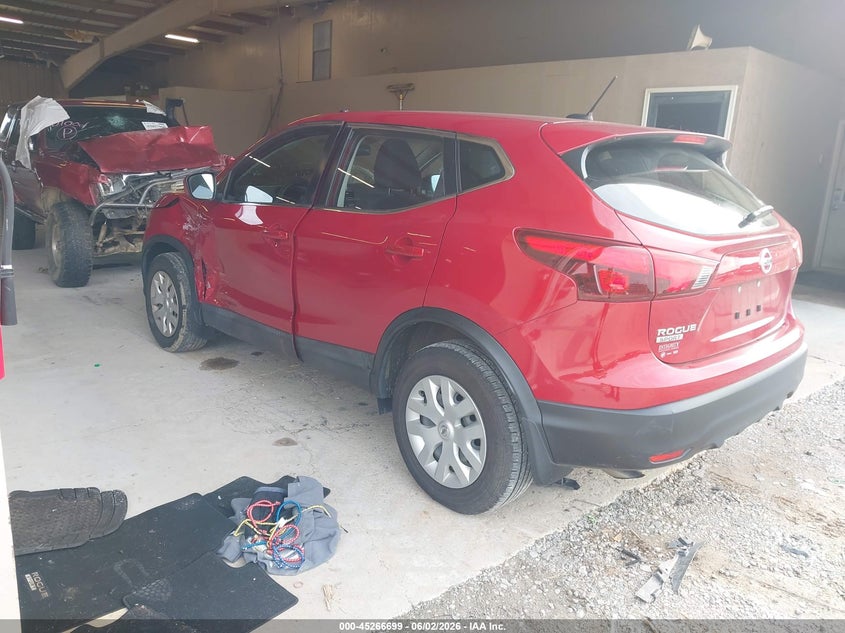 Vin: jn1bj1cpxjw186684, lot: 45764519, nissan rogue sport s 20183