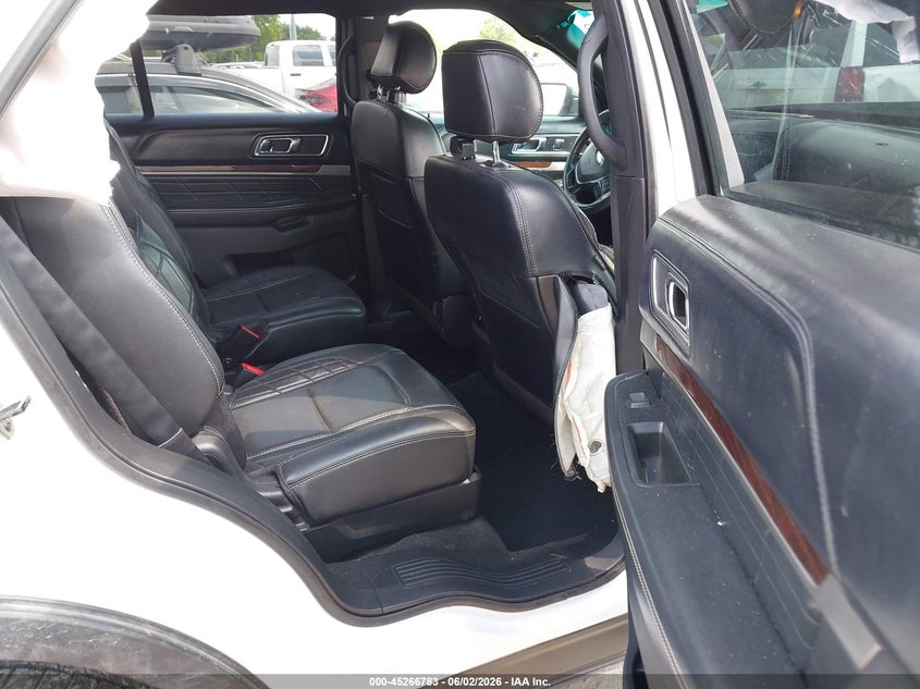 VIN 1FM5K8HTXHGA15715 2017 FORD EXPLORER PLATINUM