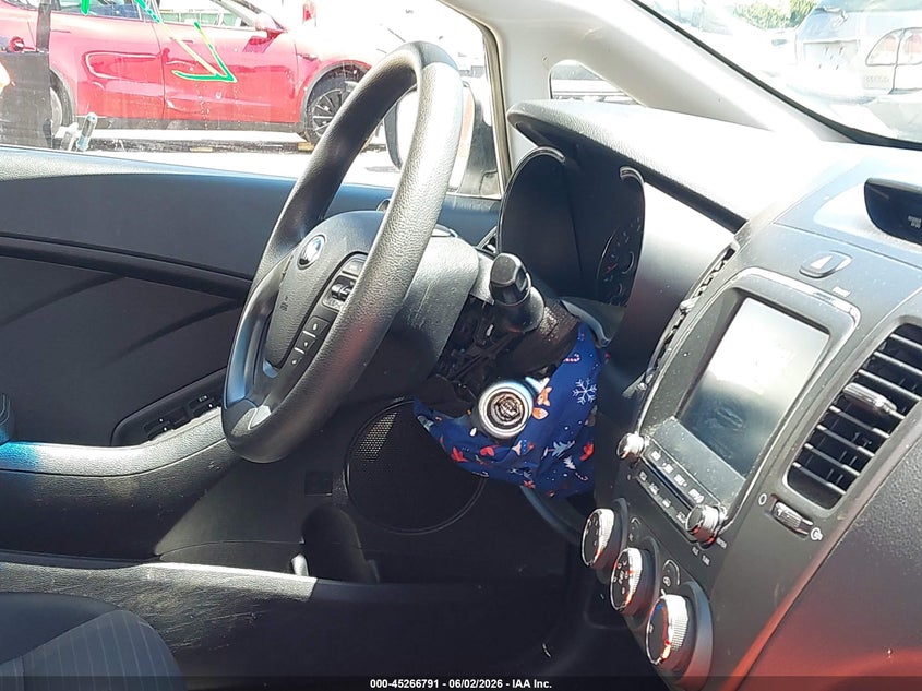 2018 Kia Forte Lx VIN: 3KPFL4A76JE181103 Lot: 45266791