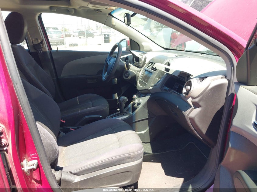 2014 CHEVROLET SONIC HATCHBACK 1.8L I-4 DOHC, VVT, 138HP