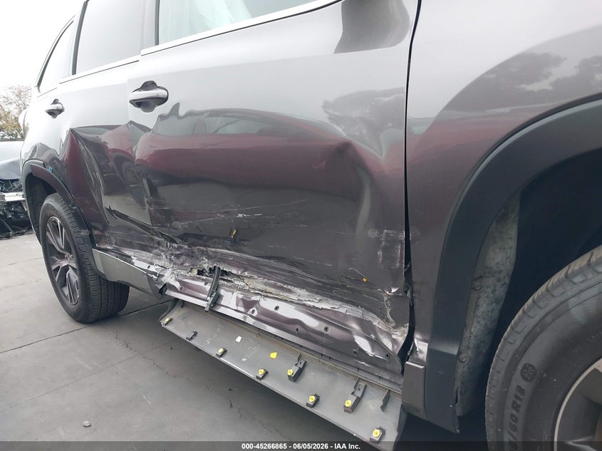 2017 Toyota Highlander Le Plus VIN: 5TDZZRFH3HS213189 Lot: 45266865